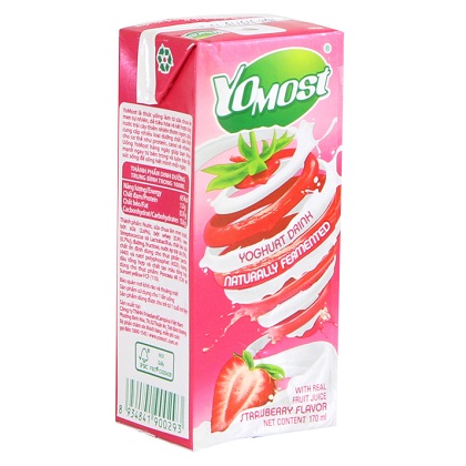 Sữa chua uống cô gái hà lan Yomost dâu 170ml