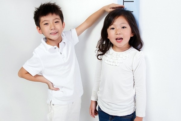 Sữa bột pha sẵn Dielac Grow hộp 110ml cho trẻ từ 1 tuổi