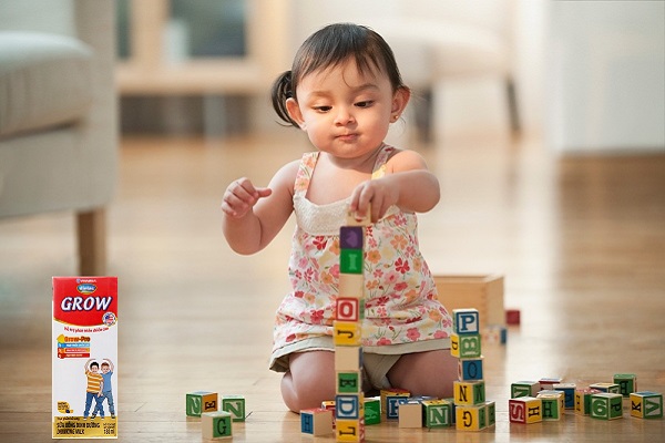 Sữa bột pha sẵn Dielac Grow hộp 110ml cho trẻ từ 1 tuổi