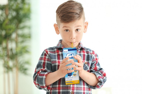 Sữa công thức pha sẵn Aptamil Kid hộp 180ml cho trẻ từ 1 tuổi