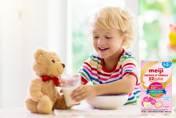 Sữa Meiji Growing up formula dạng thanh nhập khẩu, 1-3 tuổi