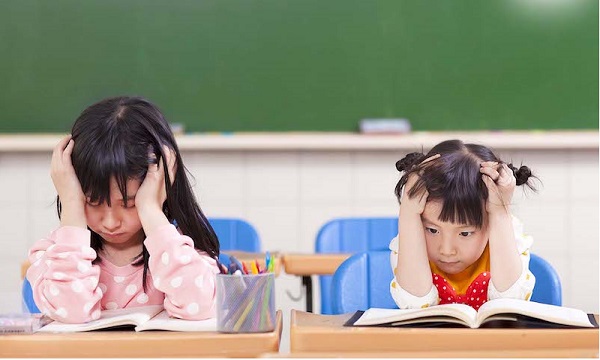 Sữa Meiji Kids Formula 900g cho trẻ 3-10 tuổi nhập khẩu