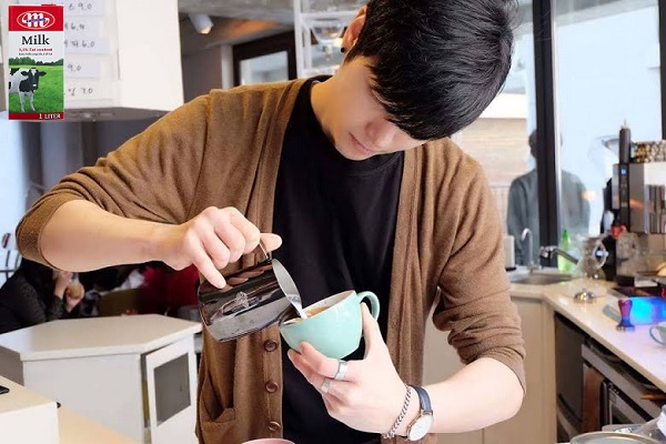 Sữa tươi nguyên kem Mlekovita I Love Milk 1 Lít