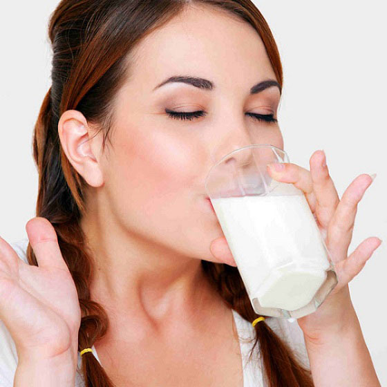 Sữa Tươi Tiệt Trùng Dalatmilk Ít Đường Bịch 220ml