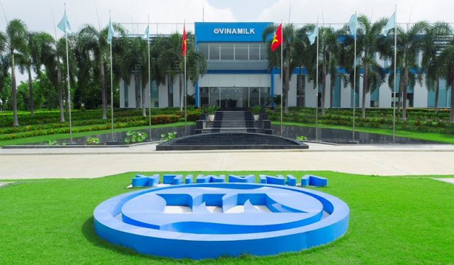 Sữa tươi Vinamilk ít đường hộp 180ml