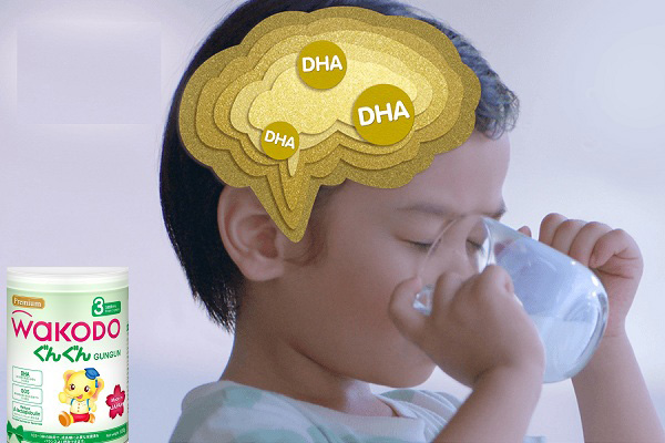 Combo Sữa Wakodo số 3 lon 830g cho trẻ trên 3 tuổi