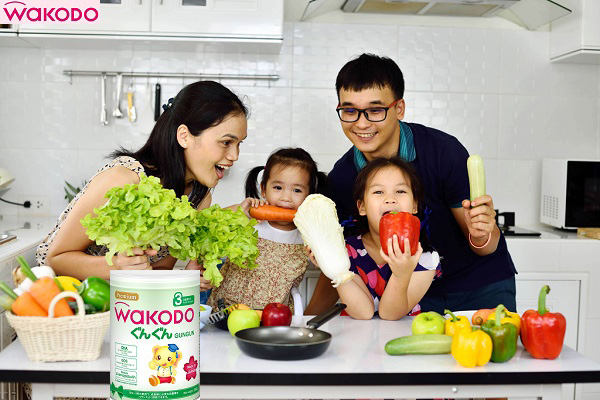 Combo Sữa Wakodo số 3 lon 830g cho trẻ trên 3 tuổi