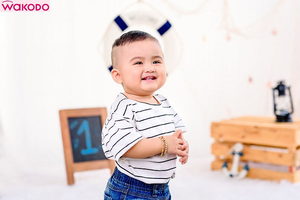 Combo Sữa Wakodo số 3 lon 830g cho trẻ trên 3 tuổi