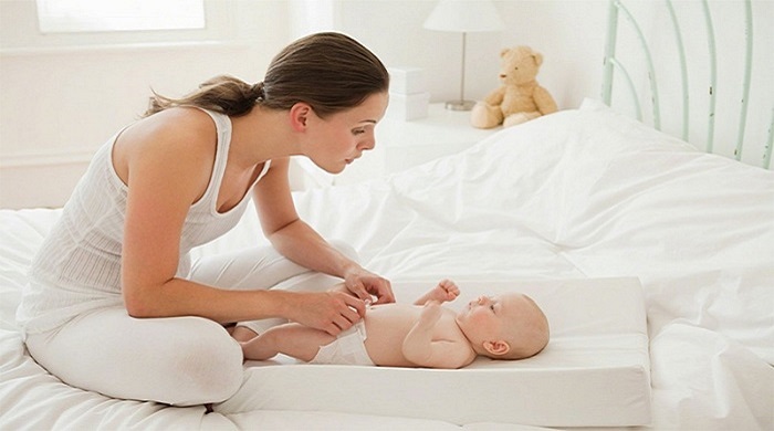 Tã dán Huggies size XL 60 miếng cho trẻ 12-17 kg