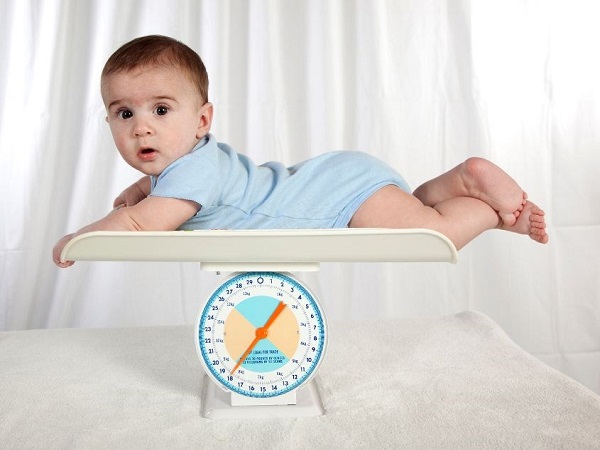 Sữa Dielac Alpha số 1 lon 900g cho trẻ 0-6 tháng tuổi