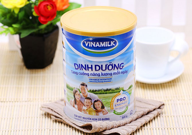 Sữa bột dinh dưỡng nguyên kem Vinamilk lon 900g