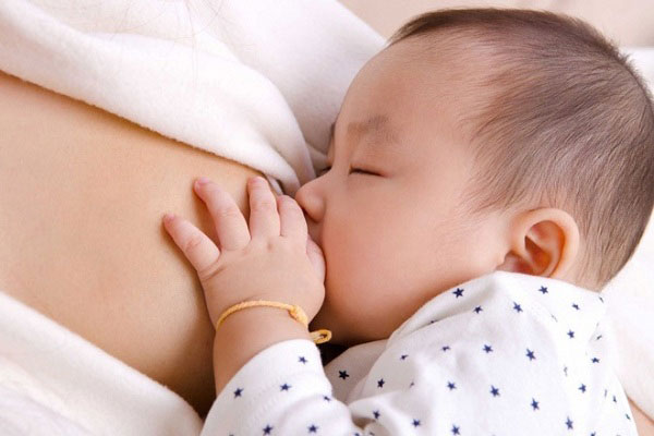 sữa non Colosbaby Gold 0+ dành cho trẻ từ 0 - 12 tháng tuổi, hộp 400g