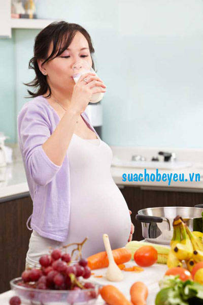 sữa cho mẹ mang thai Dielac mama gold lon 400g