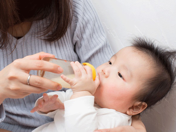Sữa HiPP Combiotic số 3 lon 800g cho trẻ từ 1-3 tuổi
