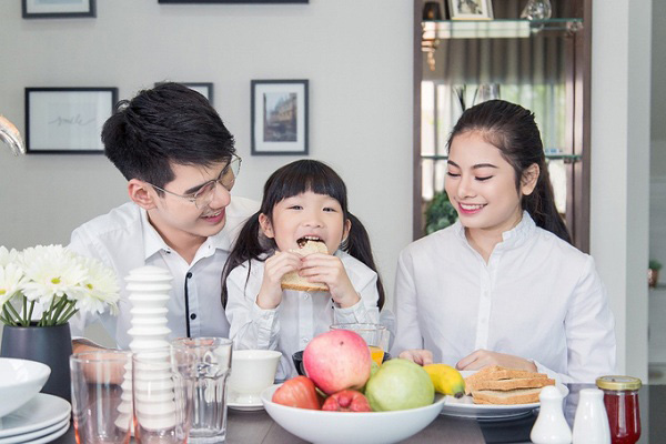 sữa tươi tiệt trùng kun ít đường hộp 180ml