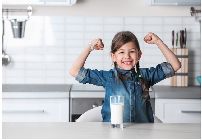 Sữa Meiji Kids Formula 900g cho trẻ 3-10 tuổi