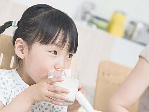 Sữa Morinaga nội địa Nhật số 9, cho trẻ 1-3 tuổi lon 800g 