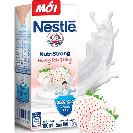 Sữa nước Nestle Nutristrong hương dâu trắng, hộp 180ml