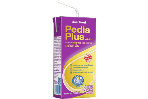 Sữa pha sẵn Nuti Pedia Plus Gold hộp 180ml dành cho trẻ biếng ăn 
