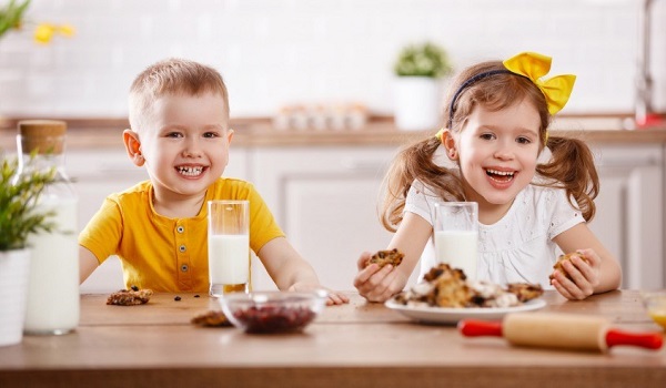 Sữa Pediasure Organic Úc lon 800g cho trẻ 1-10 tuổi