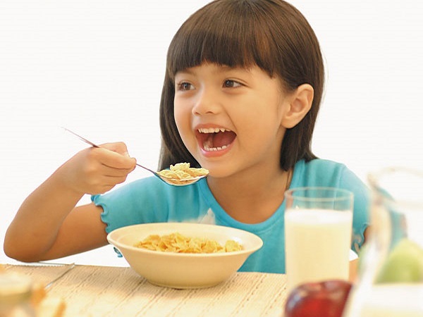 Sữa Pediasure Úc 850g nắp tím cho trẻ biếng ăn từ 1-10 tuổi