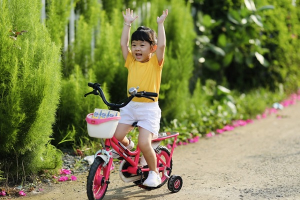 Sữa pha sẵn Nuti Grow Plus + Vàng hộp 110ml cho trẻ từ 1 tuổi