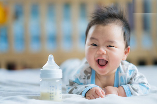 Sữa Pre Nan 380g cho trẻ sinh non thiếu tháng, nhẹ cân