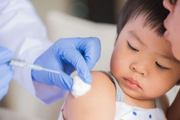 Sữa Similac Isomil IQ cho trẻ 0-12 tháng tuổi dị úng đạm