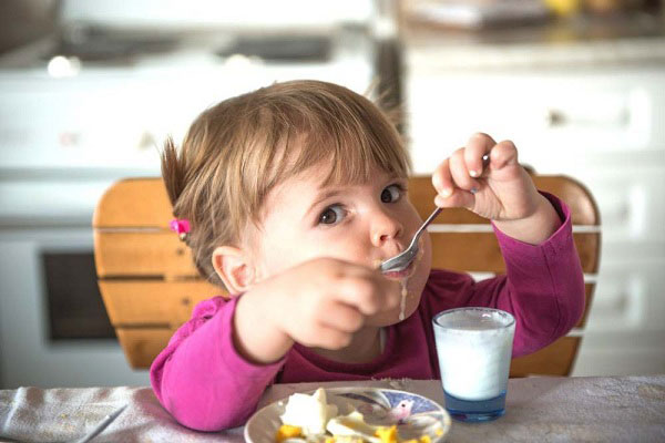 Sữa similac total comfort số 2+ lon 820g cho trẻ từ 2 tuổi trở lên