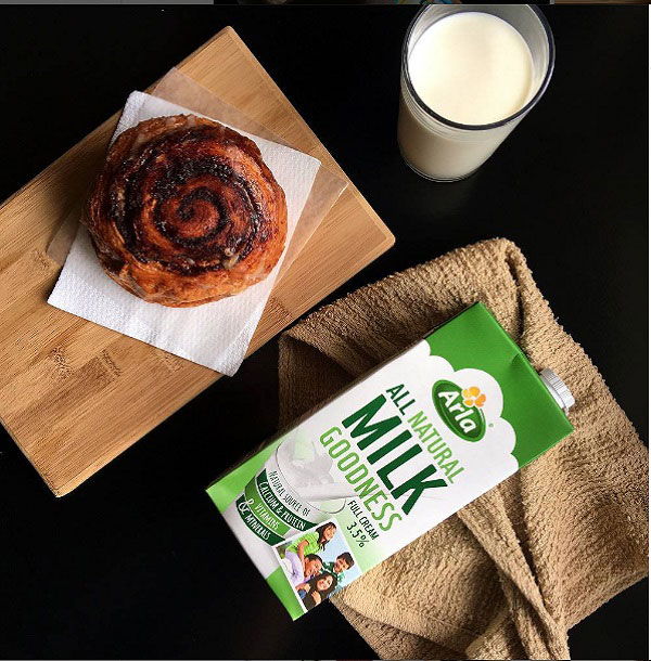 Thùng sữa tươi nguyên kem Arla nhập khẩu Đức hộp 1 lít