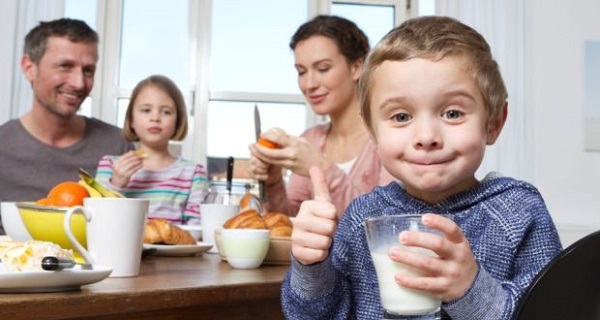 Sữa tươi không béo Harvey fresh skim milk Úc hộp 1 lít