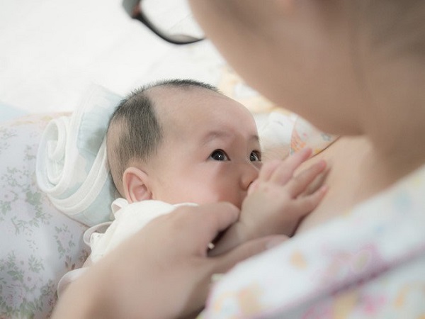 Sữa XO số 1 Hàn Quốc lon 400g cho trẻ 0 đến 3 tháng tuổi