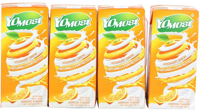 sữa chua uống Yomost vị cam hộp 170ml
