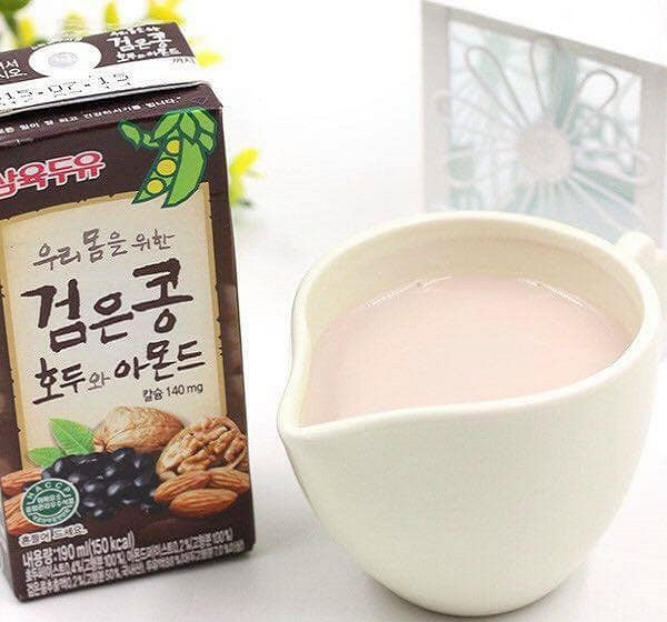 Sữa Óc Chó Hạnh Nhân SahmYook Hàn Quốc hộp 140ml