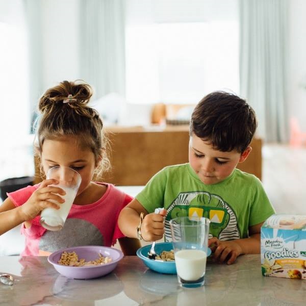 Sữa tươi Meadow Fresh bổ sung Canxi hộp 1 lít 