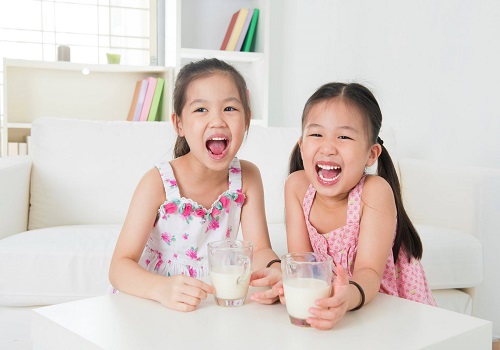 Sữa Eurofit Gold lon 900g dinh dưỡng cho người lớn tuổi 
