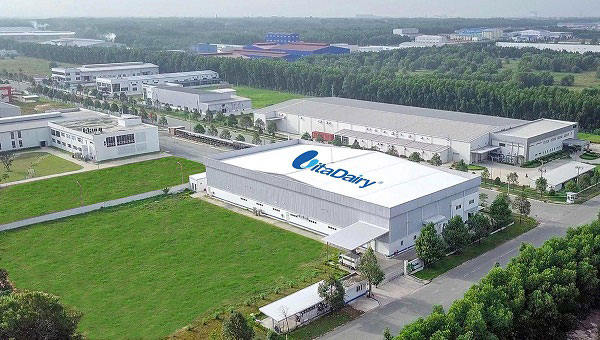 Sữa Calosure Gold Ít Đường lon 400g cho người lớn tuổi