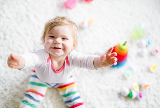 Sữa Aptamil Advanced Anh số 2 lon 800g cho trẻ 6-12 tháng tuổi