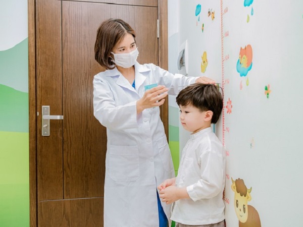 Sữa XO số 4 nội địa Hàn Quốc lon 800g cho trẻ 18-36 tháng tuổi