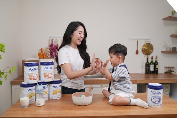 Sữa Vallac số 1 lon 800g cho trẻ từ 0-6 tháng 