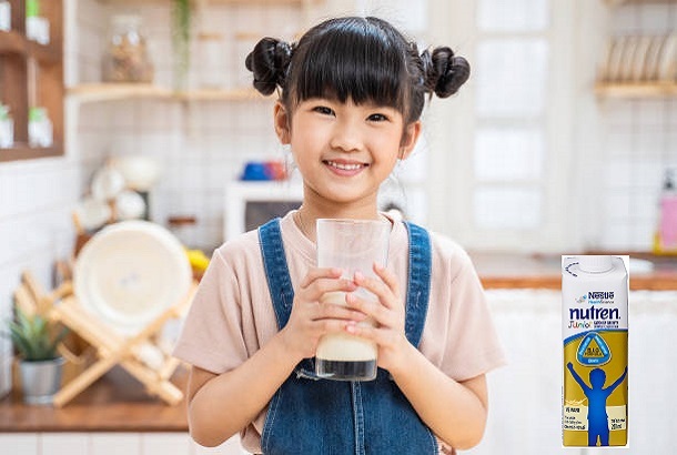 Sữa Nutren Junior tăng cân cho trẻ thấp còi từ 1-10 tuổi