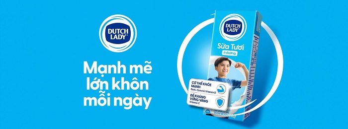 Sữa tươi Cô Gái Hà Lan vị Dâu hộp 180ml
